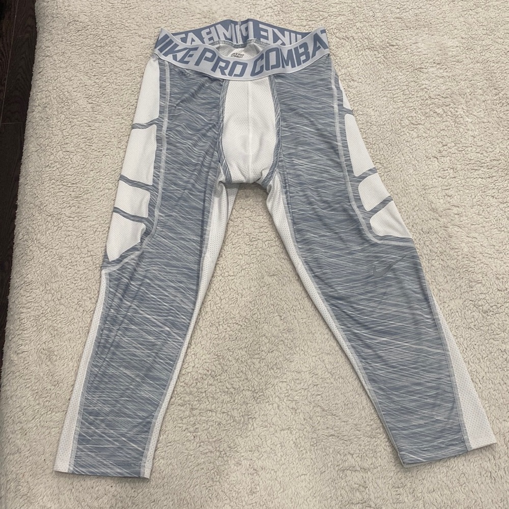 Nike Pro Combat 3/4 Compression Shorts